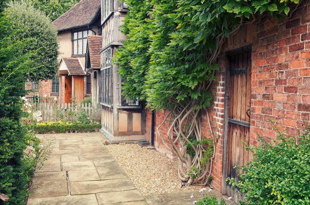 Church Farm Barns สแตรทฟอร์ด อะพอน เอวอน ภายนอก รูปภาพ